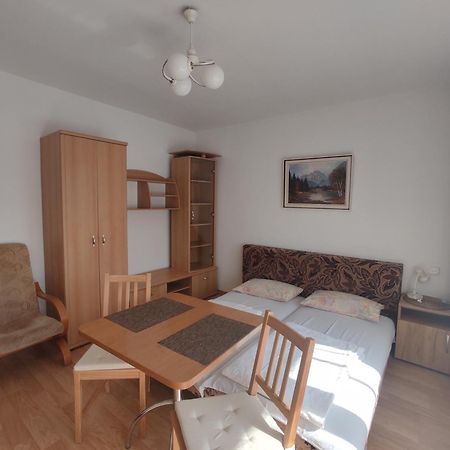 Domki I Pokoje Blisko Morza Łeba Buitenkant foto